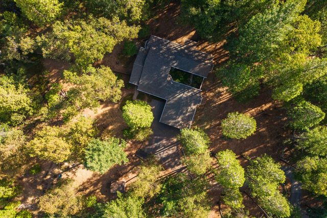 13015 Lee Ln, Nevada City, CA 95959