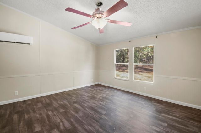 6739 Deception Road, Milton, FL 32583