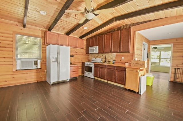 6739 Deception Road, Milton, FL 32583