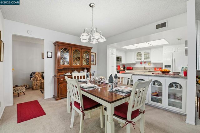 3120 Ptarmigan Dr. 3, Walnut Creek, CA 94595