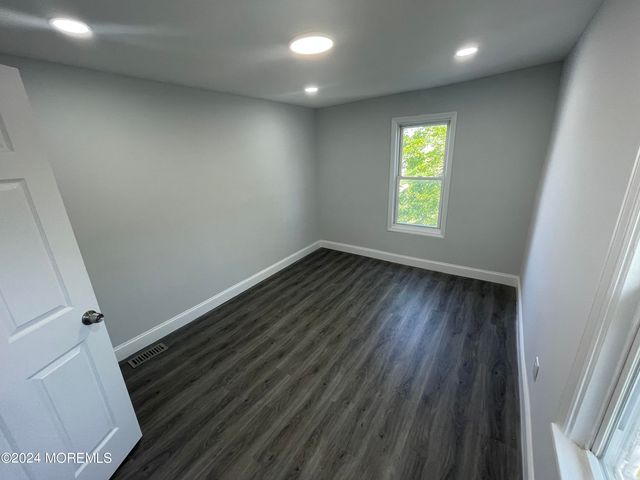 413 Ridge Avenue, Asbury Park, NJ 07712