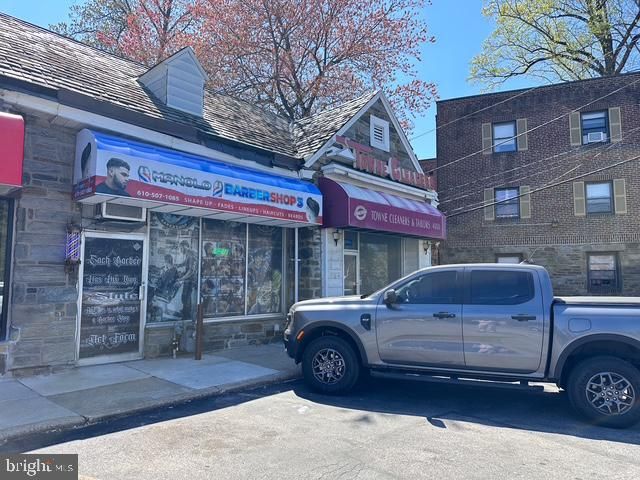 4306-4308 TOWNSHIP LINE RD, Drexel Hill, PA 19026
