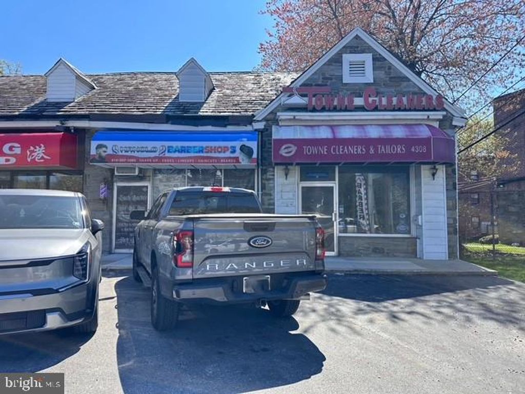 4306-4308 TOWNSHIP LINE RD, Drexel Hill, PA 19026