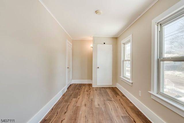 32 Mason Ave, Newton Town, NJ 07860