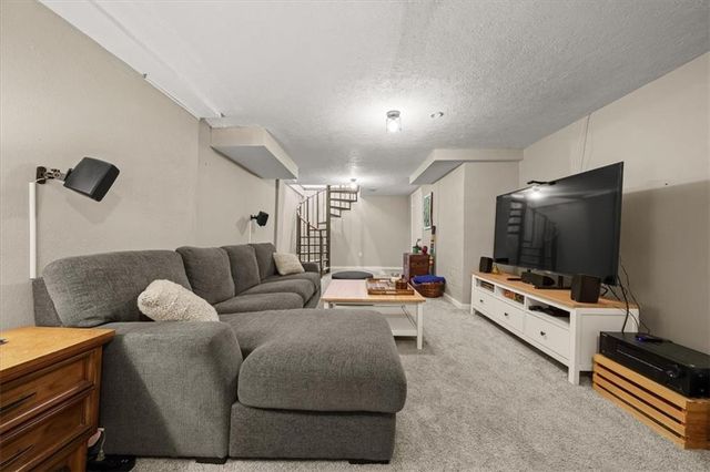 5431 Dearborn Street, Mission, KS 66202