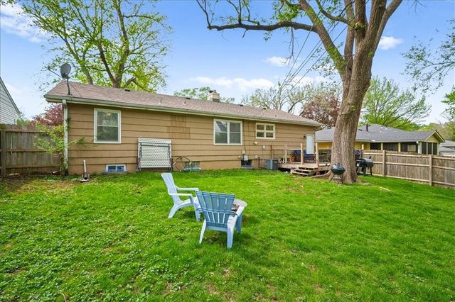 5431 Dearborn Street, Mission, KS 66202