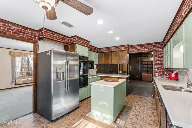 447 Burrow Lane, Cotton Valley, LA 71018