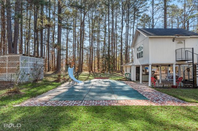 447 Burrow Lane, Cotton Valley, LA 71018