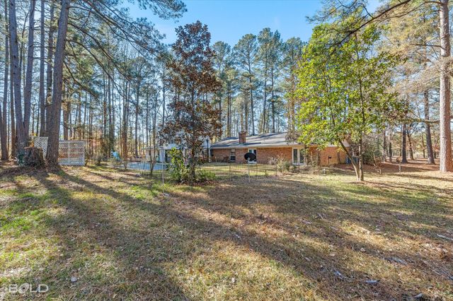 447 Burrow Lane, Cotton Valley, LA 71018