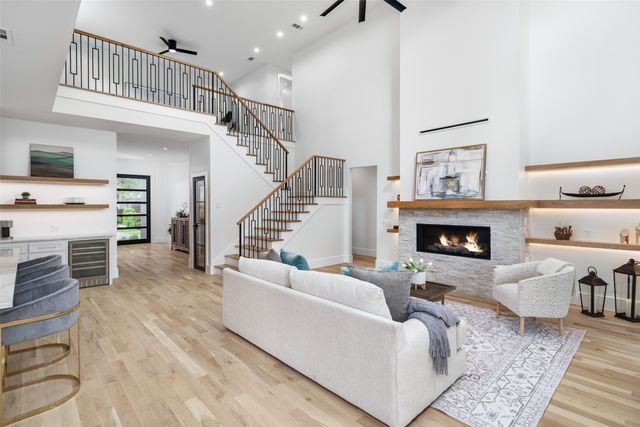 8749 Rexford, Dallas, TX 75209