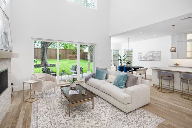 8749 Rexford, Dallas, TX 75209