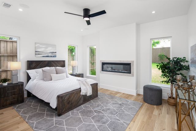 8749 Rexford, Dallas, TX 75209