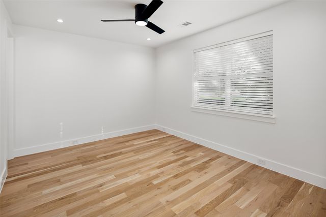 8749 Rexford, Dallas, TX 75209