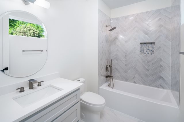 8749 Rexford, Dallas, TX 75209