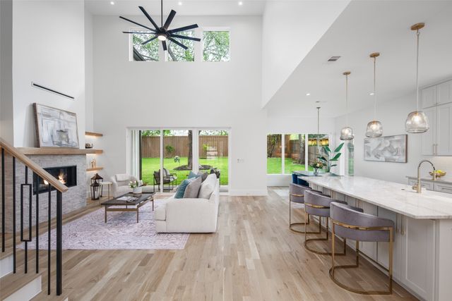 8749 Rexford, Dallas, TX 75209