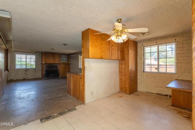 10646 Samoa Avenue, Los Angeles, CA 91042