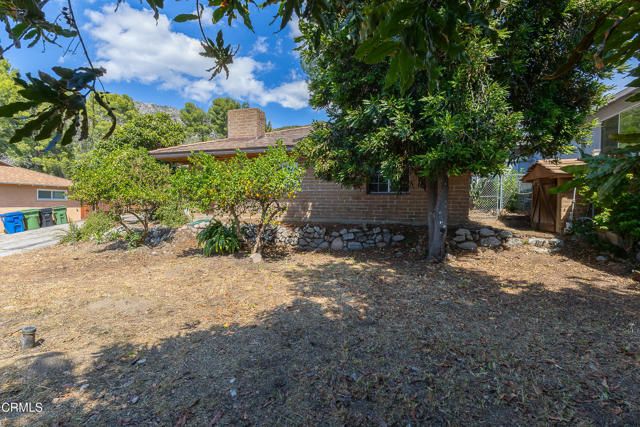 10646 Samoa Avenue, Los Angeles, CA 91042