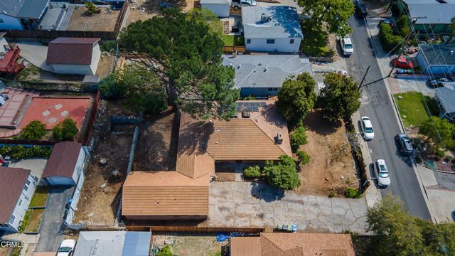 10646 Samoa Avenue, Los Angeles, CA 91042