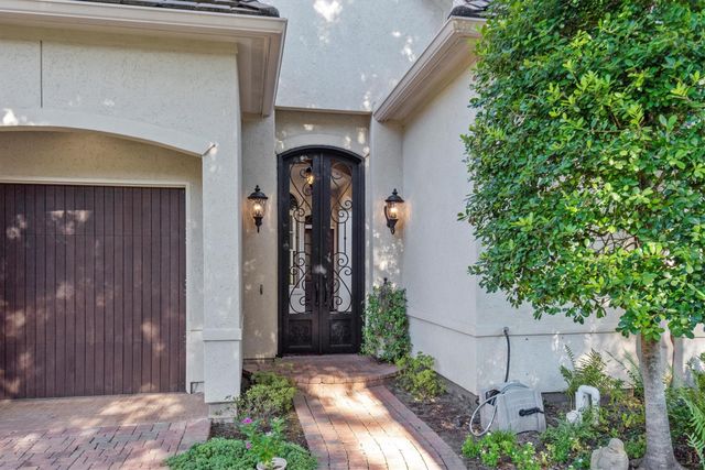 47 Rhapsody Bend Drive, The Woodlands, TX 77382