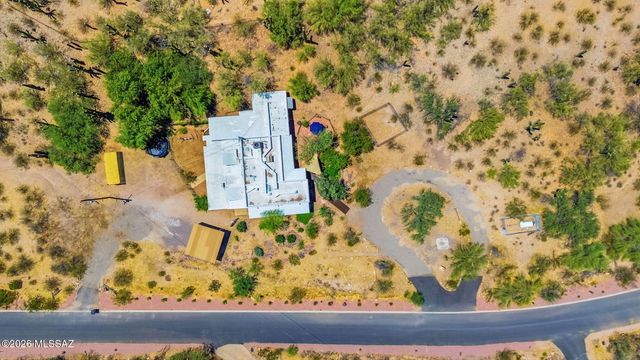 5635 N Via Latigo, Tucson, AZ 85704