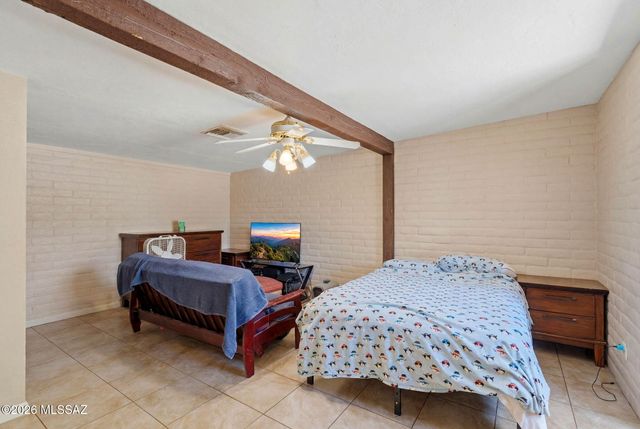 5635 N Via Latigo, Tucson, AZ 85704