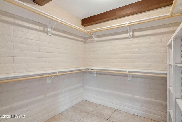 5635 N Via Latigo, Tucson, AZ 85704