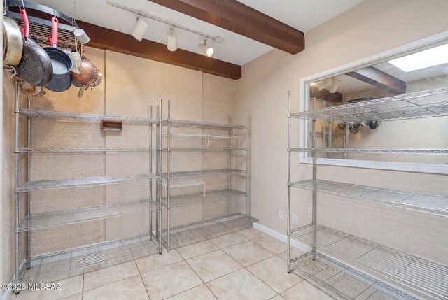 5635 N Via Latigo, Tucson, AZ 85704