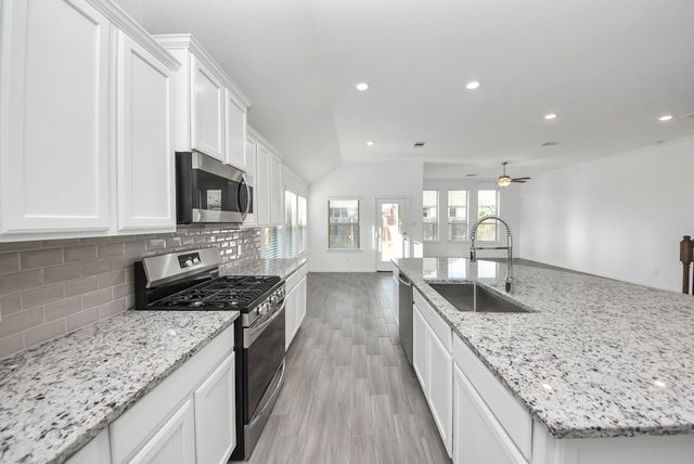 3031 Stonebriar Court, Conroe, TX 77301