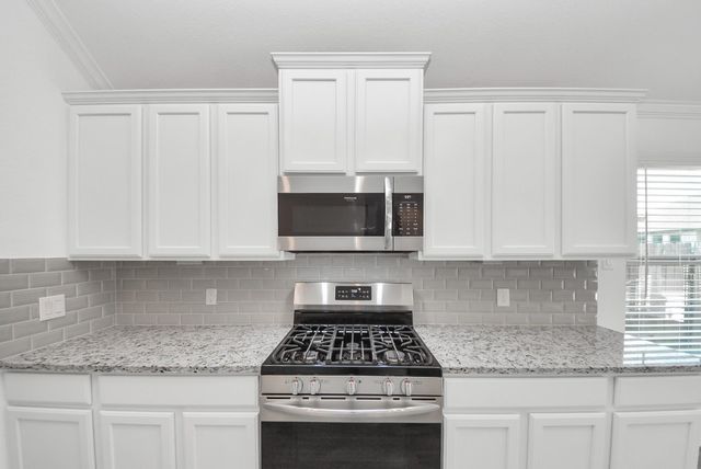 3031 Stonebriar Court, Conroe, TX 77301