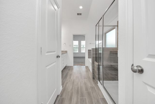 3031 Stonebriar Court, Conroe, TX 77301