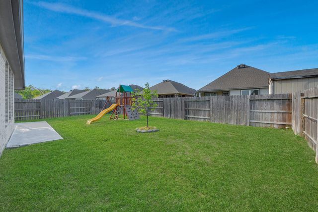 3031 Stonebriar Court, Conroe, TX 77301