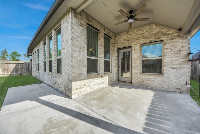 3031 Stonebriar Court, Conroe, TX 77301