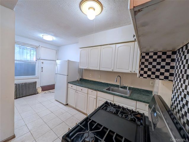207-11 Hillside Avenue, Queens Village, NY 11427