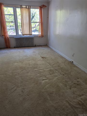 207-11 Hillside Avenue, Queens Village, NY 11427