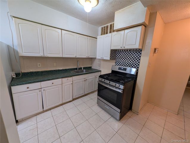 207-11 Hillside Avenue, Queens Village, NY 11427