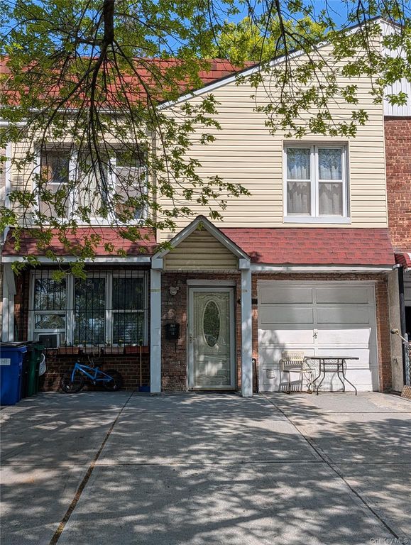 207-11 Hillside Avenue, Queens Village, NY 11427