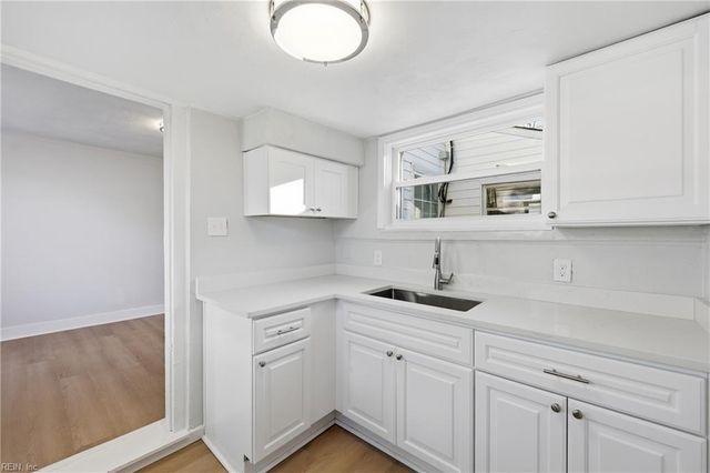 8 Cotton PL, Portsmouth, VA 23702