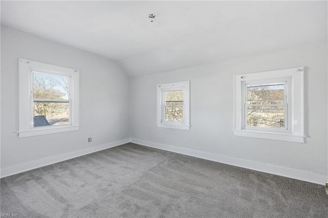 8 Cotton PL, Portsmouth, VA 23702