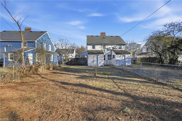 8 Cotton PL, Portsmouth, VA 23702