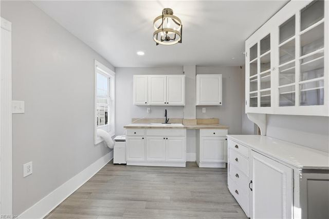 8 Cotton PL, Portsmouth, VA 23702