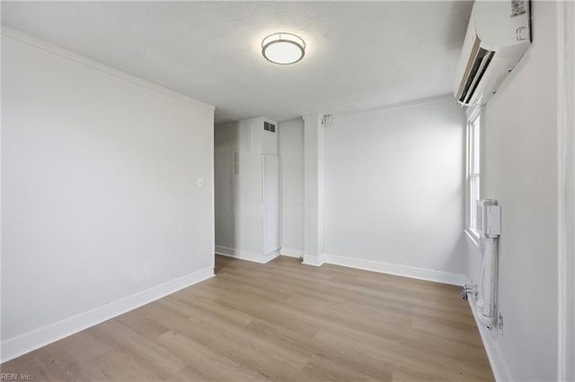 8 Cotton PL, Portsmouth, VA 23702