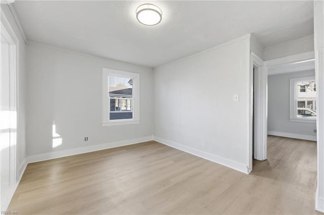 8 Cotton PL, Portsmouth, VA 23702