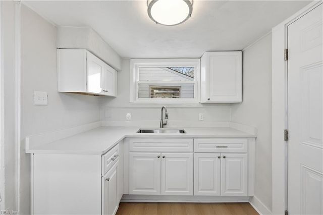 8 Cotton PL, Portsmouth, VA 23702