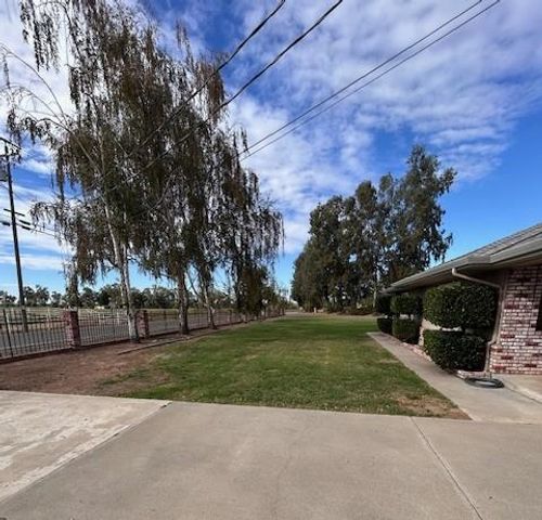 11776 Victory Ave, Oakdale, CA 95361