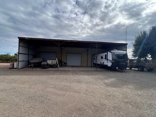 11776 Victory Ave, Oakdale, CA 95361