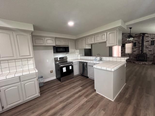 11776 Victory Ave, Oakdale, CA 95361