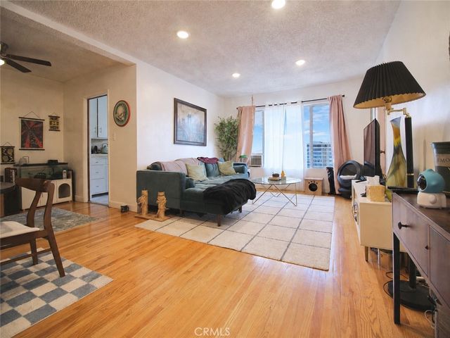 1224 N Mansfield, Los Angeles, CA 90038