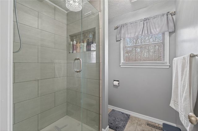 3 Cunningham Lane, Bella Vista, AR 72715