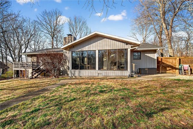 3 Cunningham Lane, Bella Vista, AR 72715