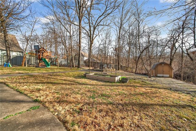 3 Cunningham Lane, Bella Vista, AR 72715